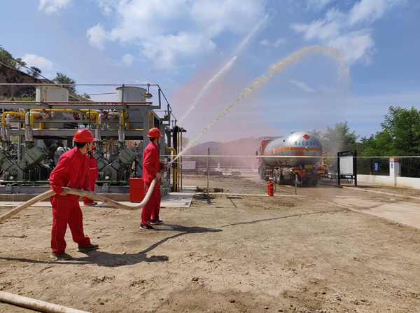 綜合應急演練現(xiàn)場 (1)_副本.jpg